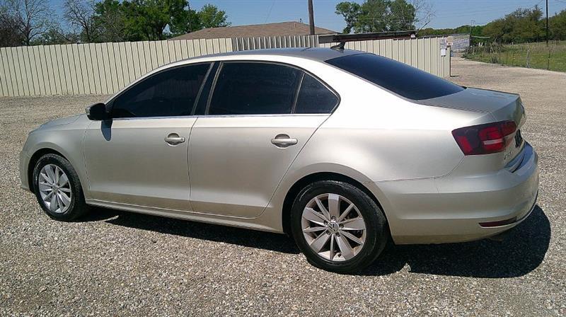 Volkswagen Jetta  2016