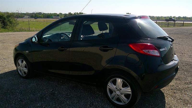 Mazda MAZDA2  2011