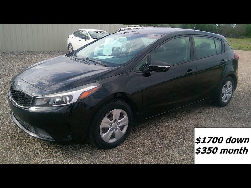 2017 Kia Forte 5-Door LX