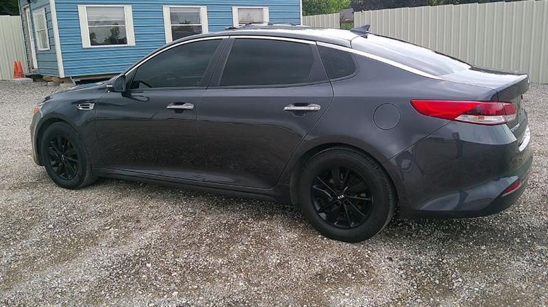 Kia Optima  2017