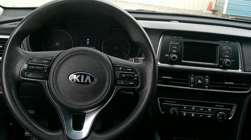 Kia Optima  2017