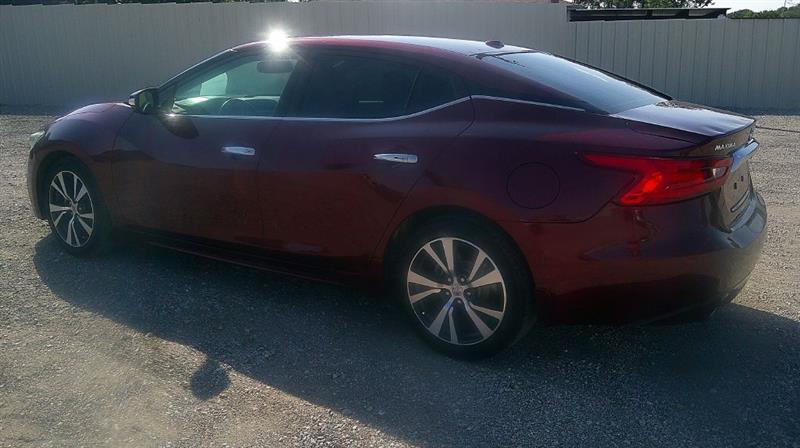 Nissan Maxima  2016