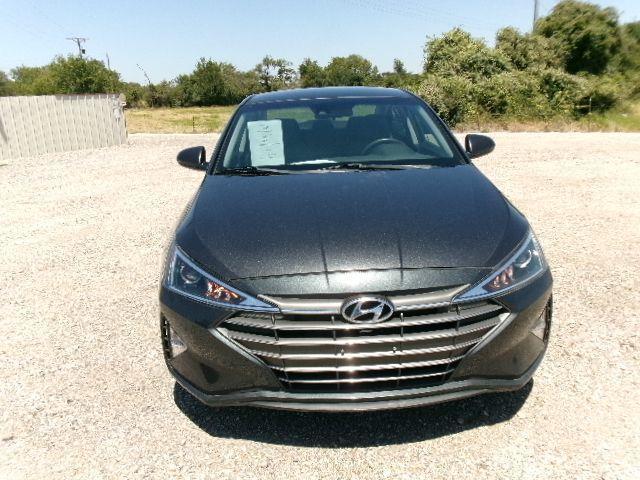 Hyundai Elantra SEL 2020