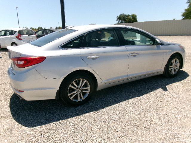 Hyundai Sonata SE 2016
