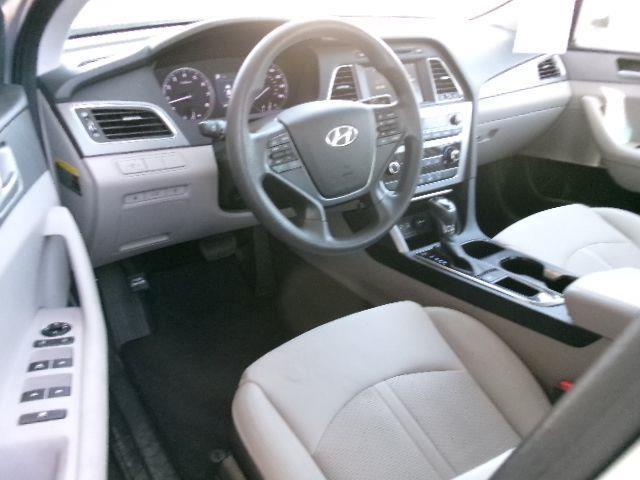 Hyundai Sonata SE 2016