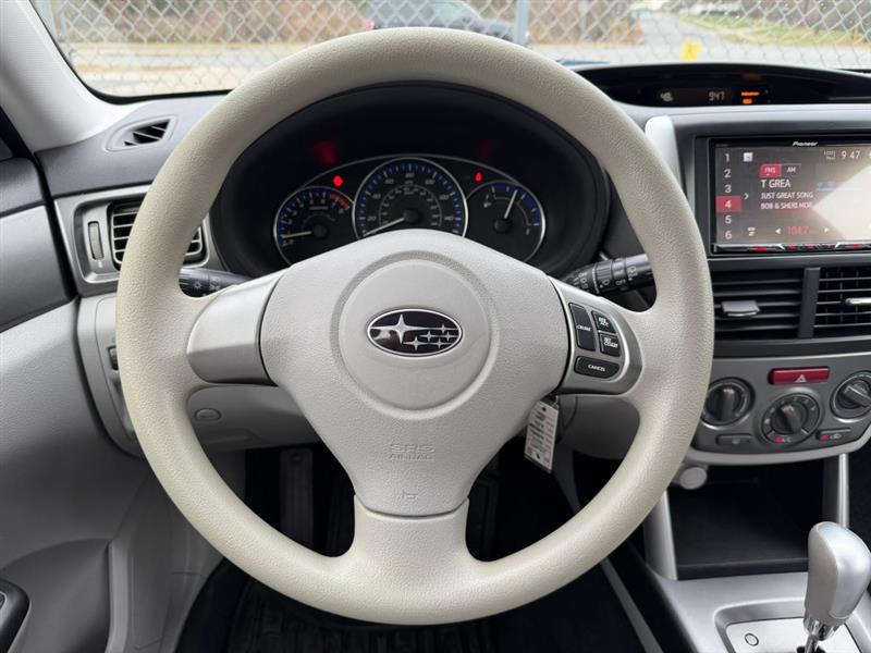 Subaru Forester 2.5X Touring 2011