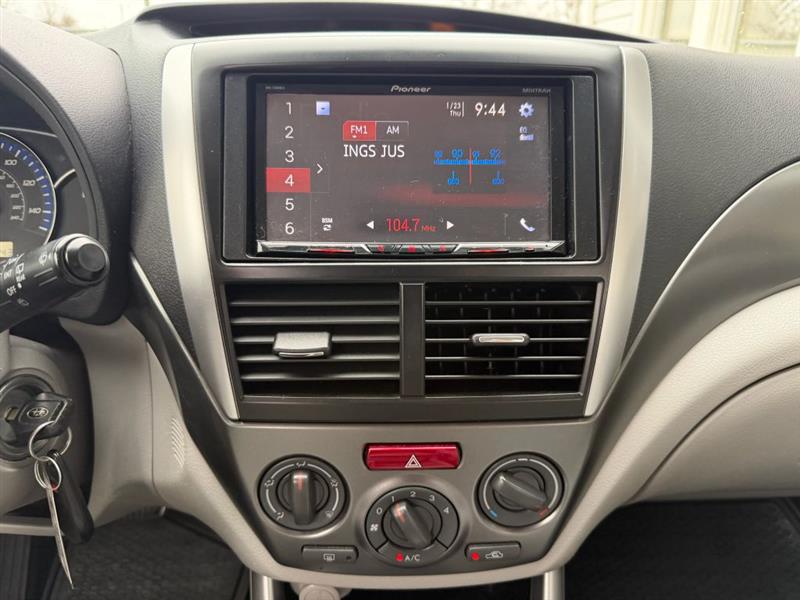 Subaru Forester 2.5X Touring 2011