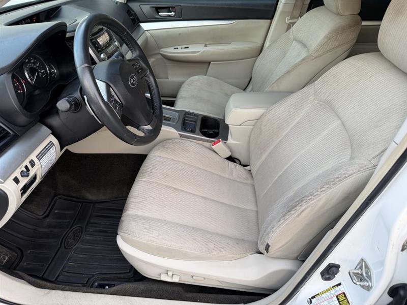 Subaru Outback 2.5i Premium 2012