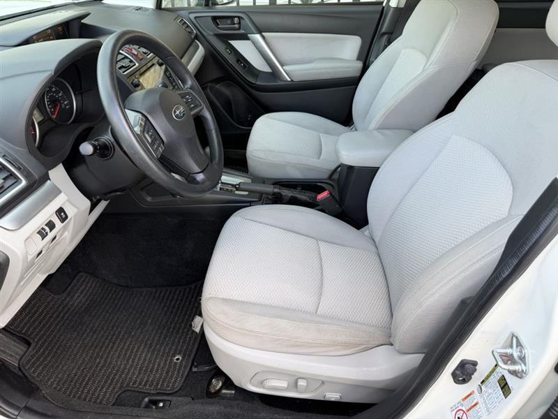 Subaru Forester 2.5i Premium PZEV CVT 2016