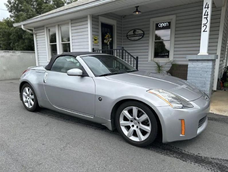 2005 Nissan 350Z Enthusiast Roadster