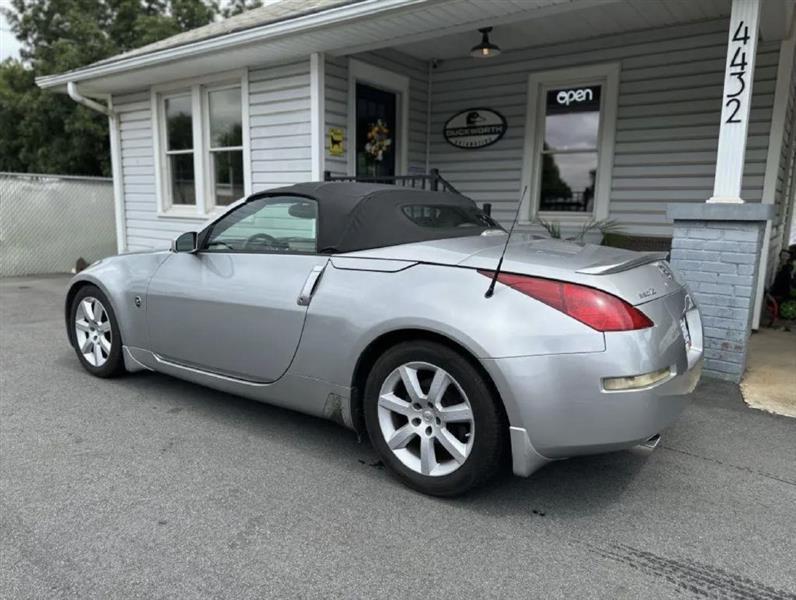 Nissan 350Z Enthusiast Roadster 2005