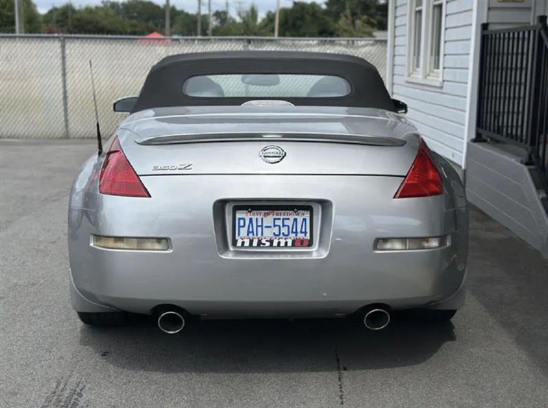 Nissan 350Z Enthusiast Roadster 2005