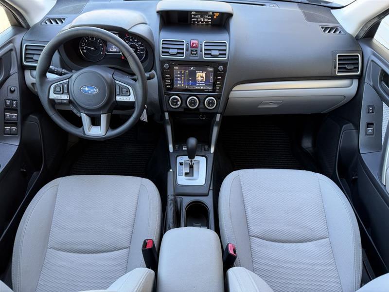 Subaru Forester 2.5i Premium PZEV CVT 2017