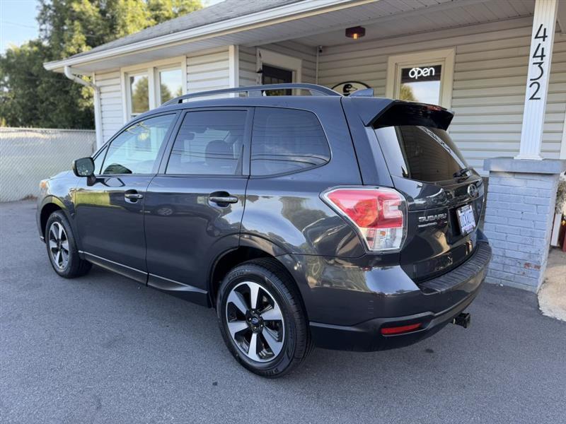 Subaru Forester 2.5i Premium PZEV CVT 2017