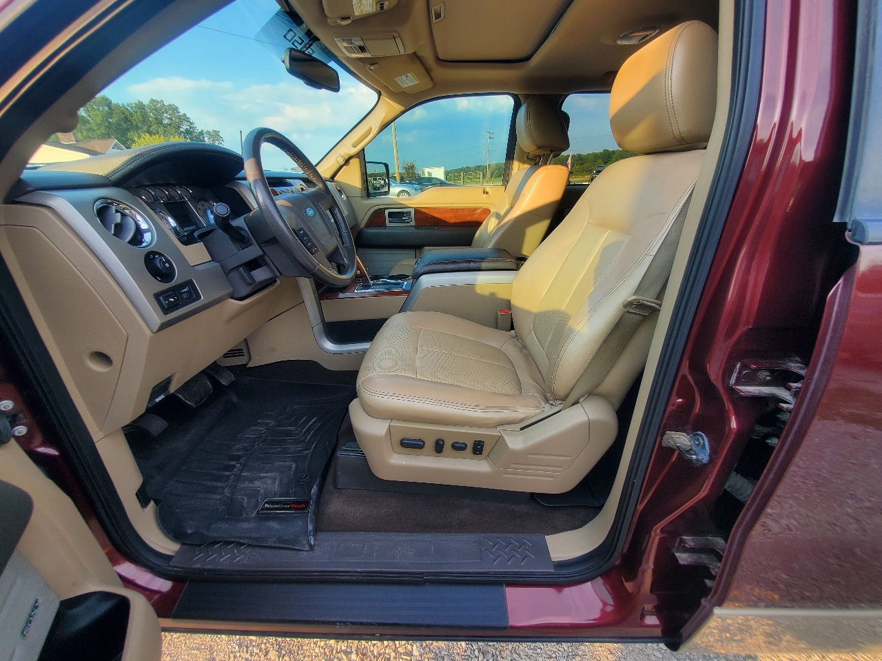 2010 Ford F-150 Lariat photo 9