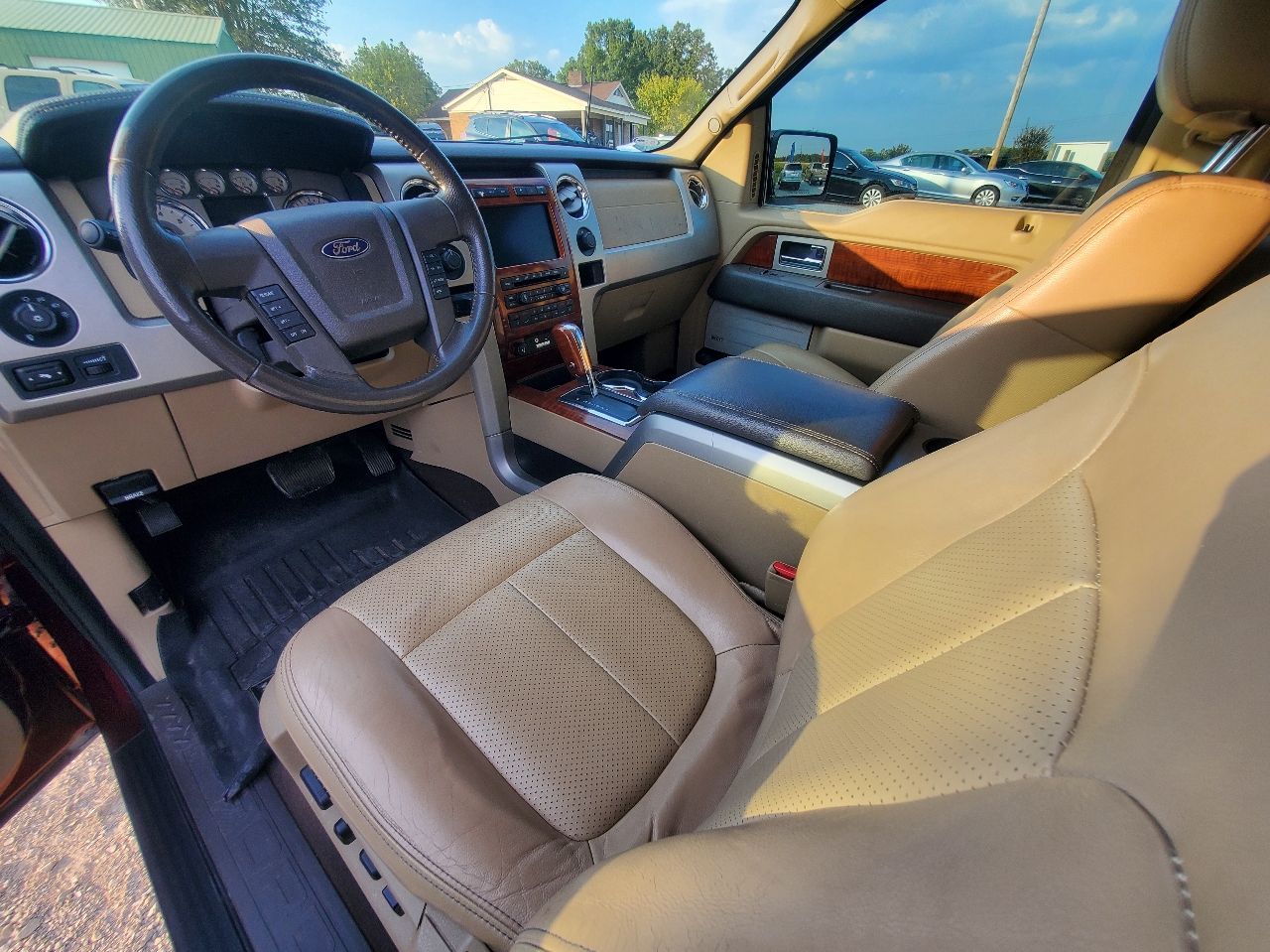 2010 Ford F-150 Lariat photo 10
