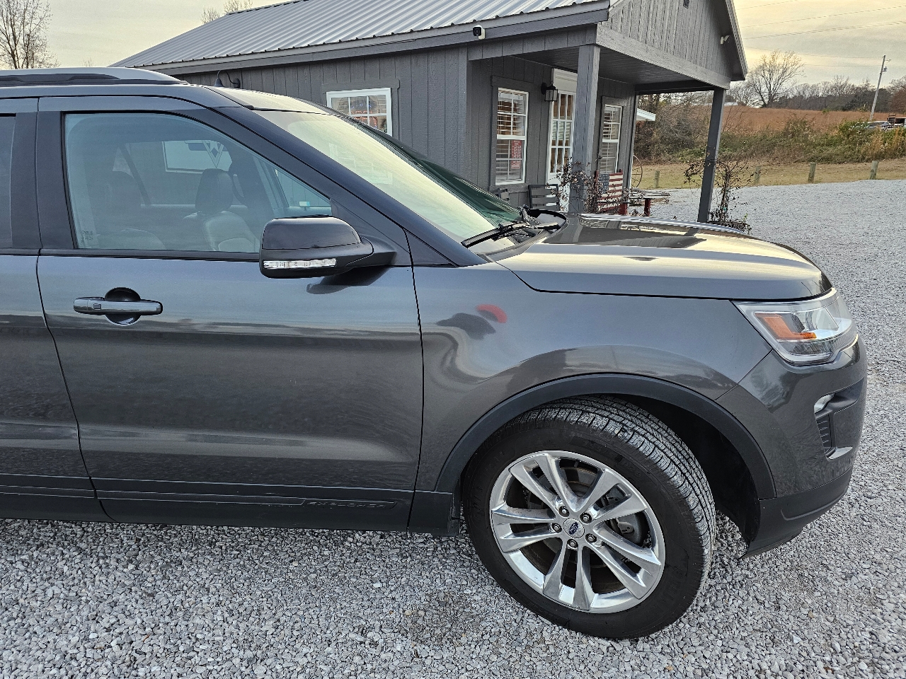 Ford Explorer XLT 4WD 2018