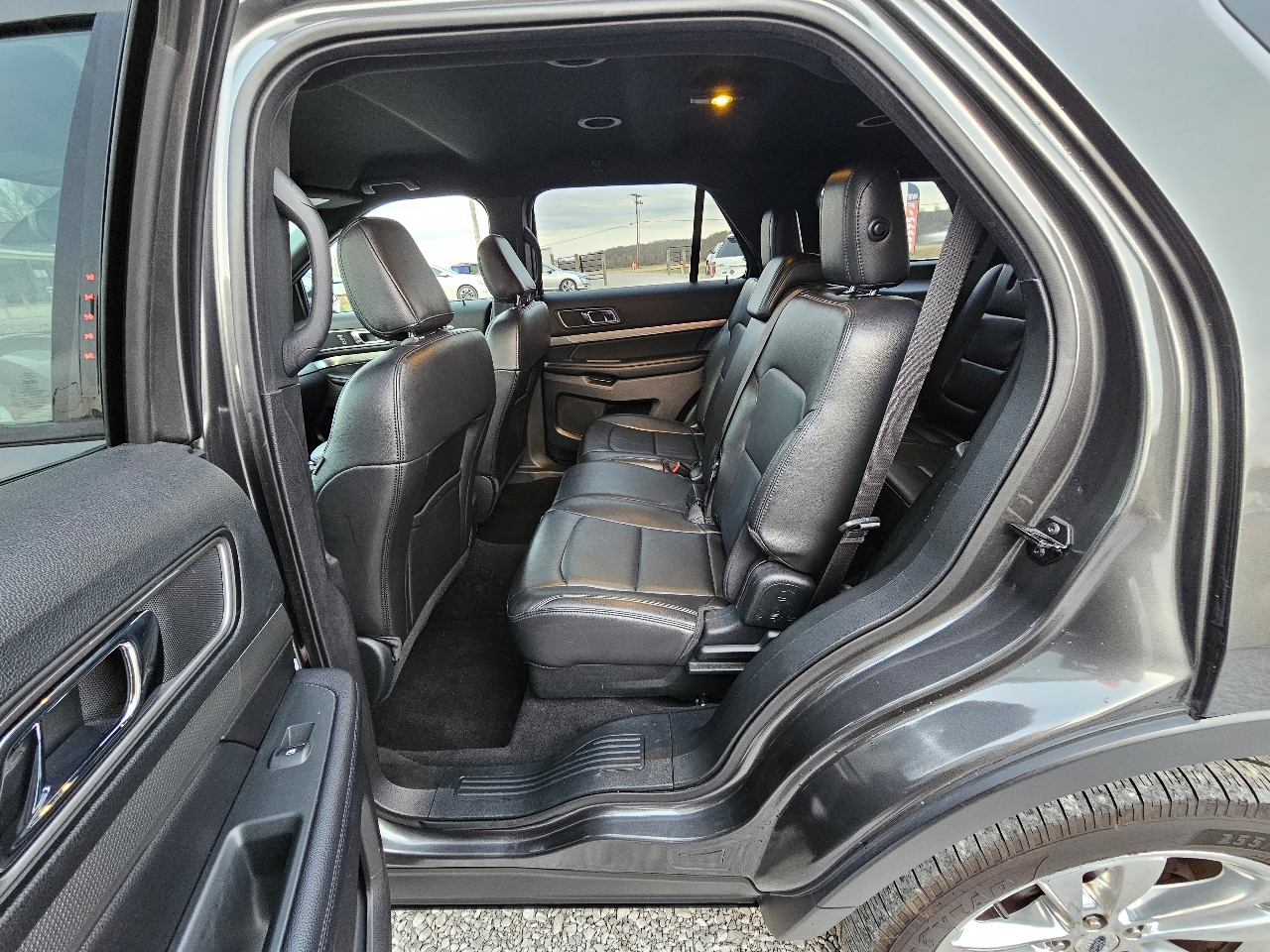 Ford Explorer XLT 4WD 2018