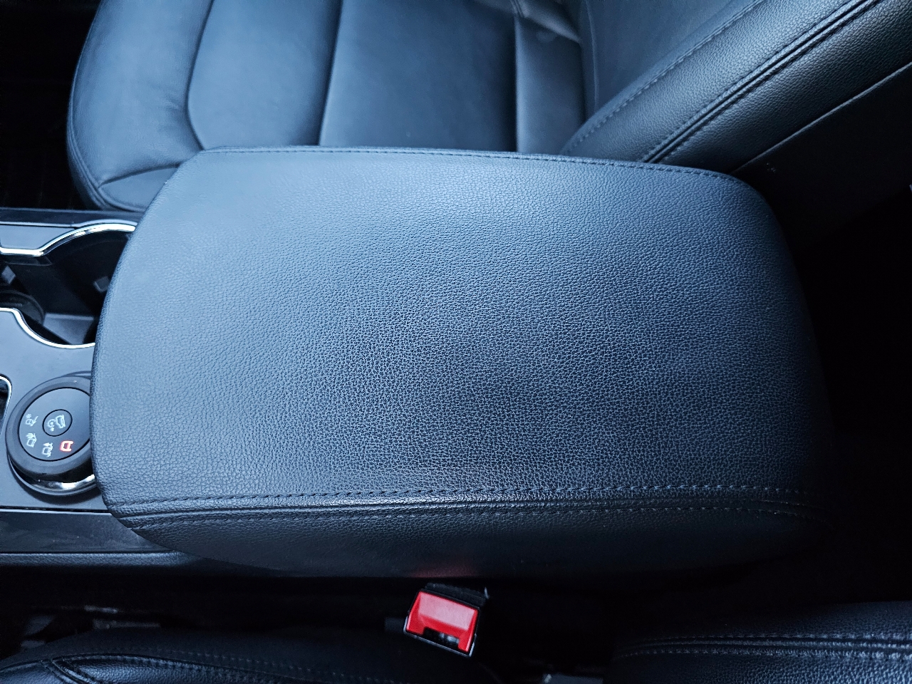 Ford Explorer XLT 4WD 2018