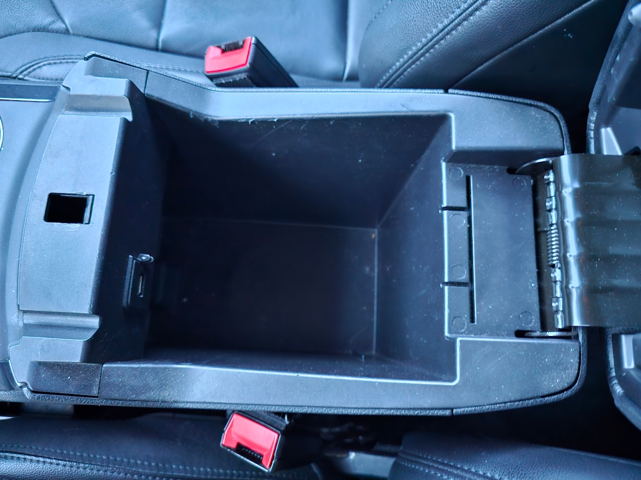 Ford Explorer XLT 4WD 2018