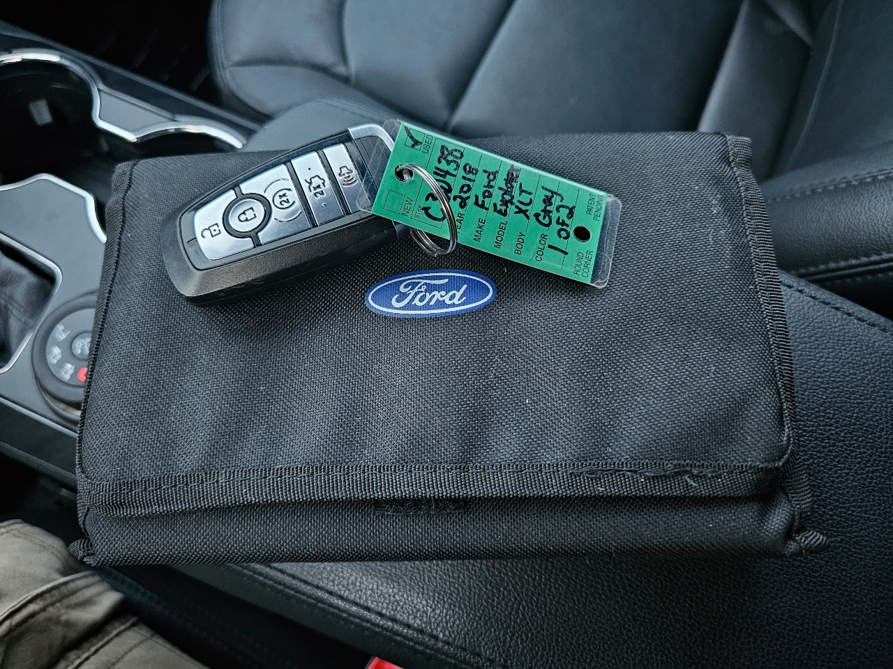 Ford Explorer XLT 4WD 2018