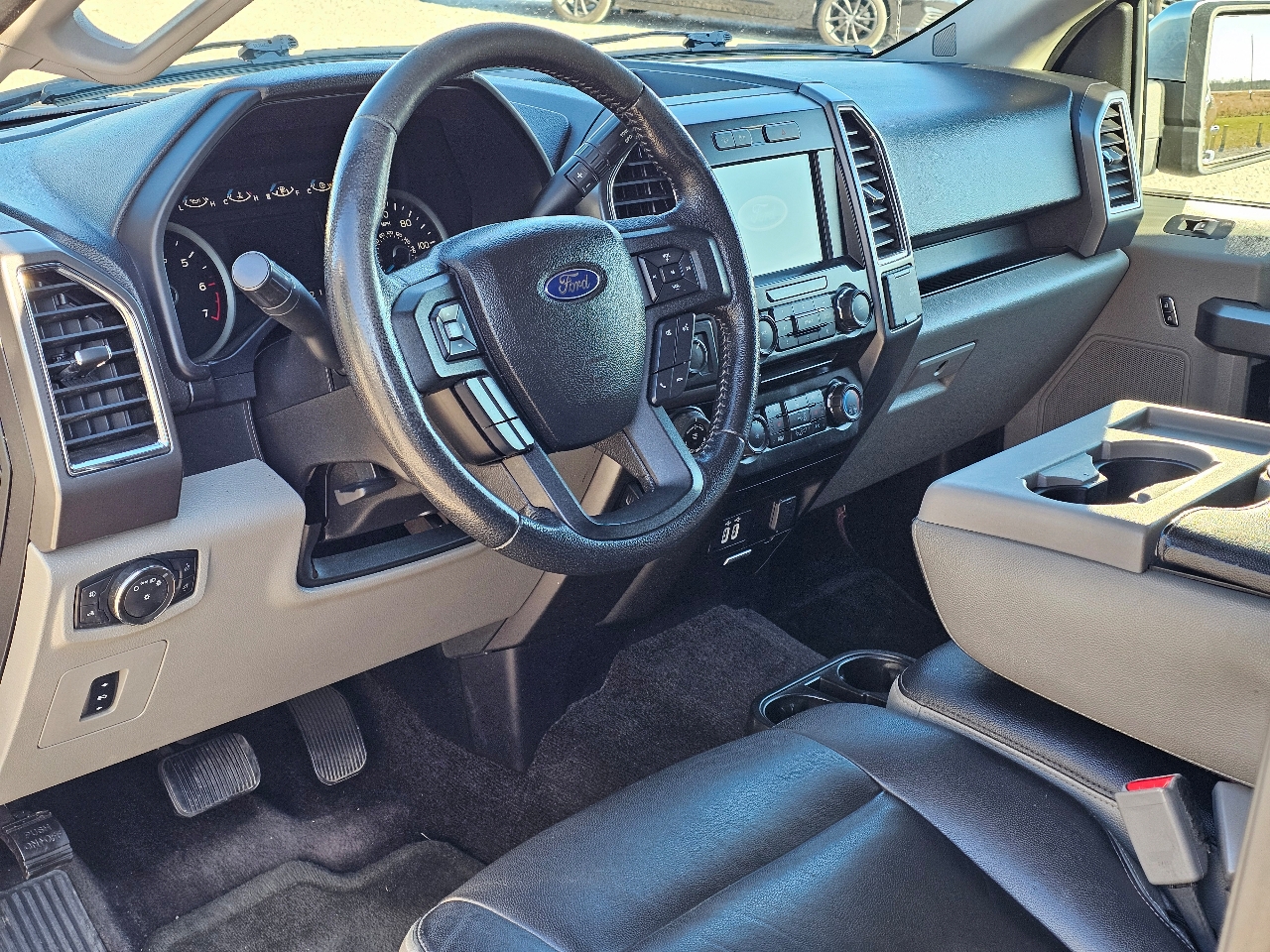 Ford F-150 XLT SuperCrew 5.5-ft. Bed 4WD 2016