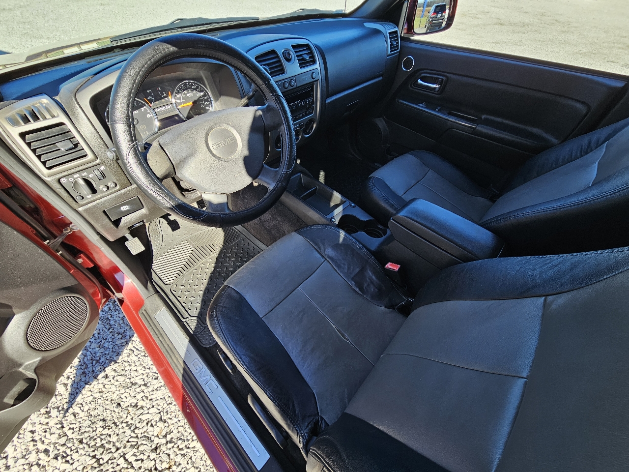 GMC Canyon SLE Crew Cab 4WD 2011