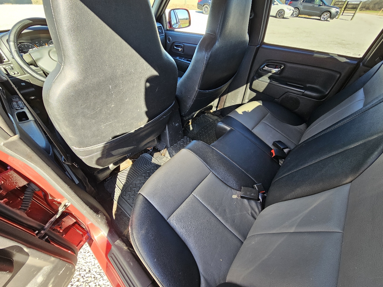 GMC Canyon SLE Crew Cab 4WD 2011