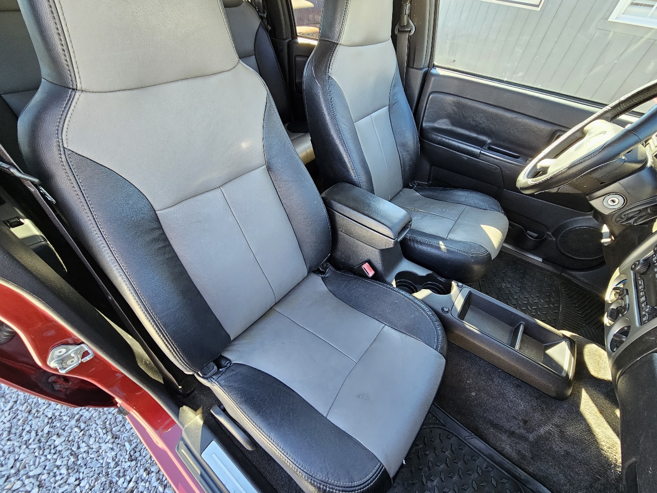 GMC Canyon SLE Crew Cab 4WD 2011