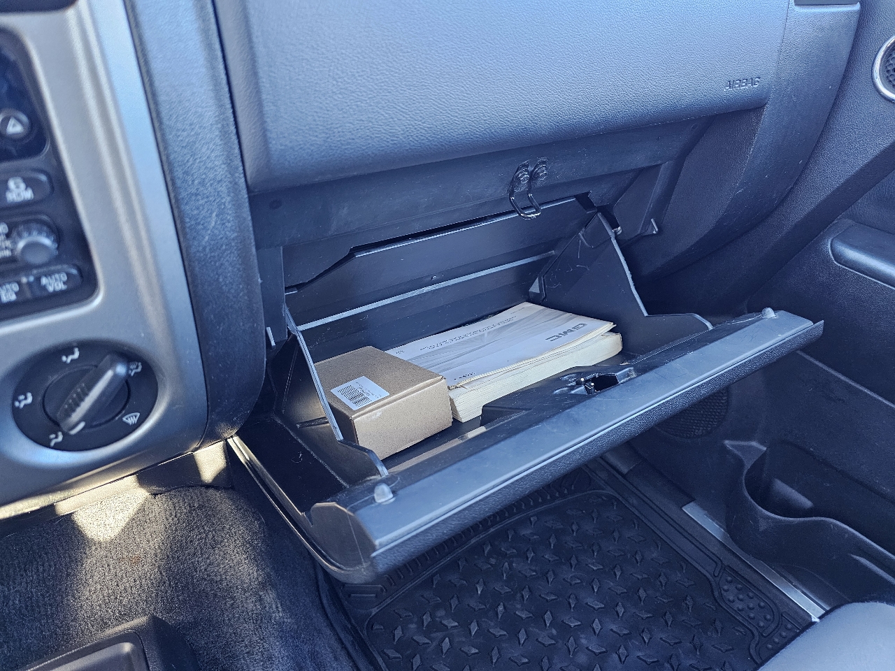 GMC Canyon SLE Crew Cab 4WD 2011