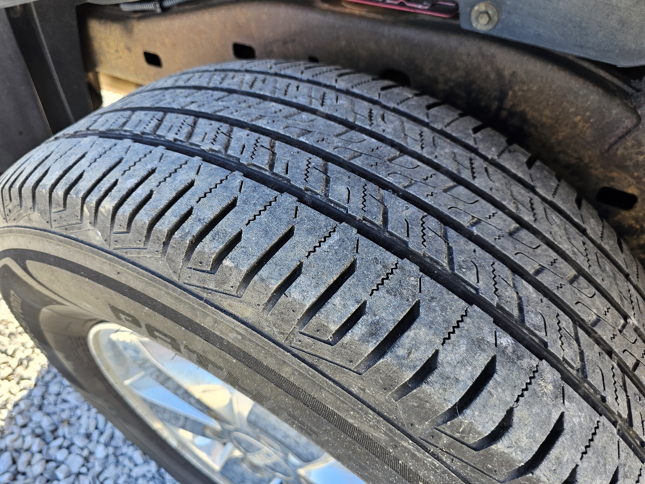 GMC Canyon SLE Crew Cab 4WD 2011