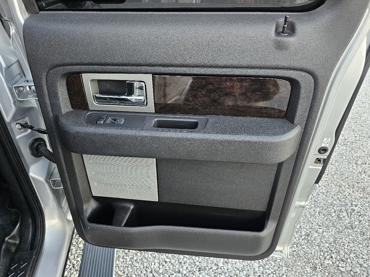 Ford F-150 Platinum SuperCrew 5.5-ft. Bed 4WD 2014