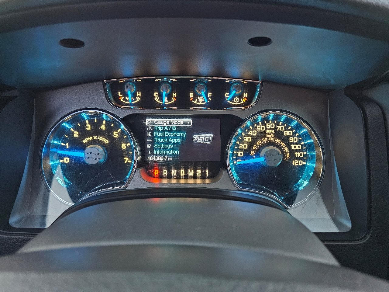 Ford F-150 Platinum SuperCrew 5.5-ft. Bed 4WD 2014