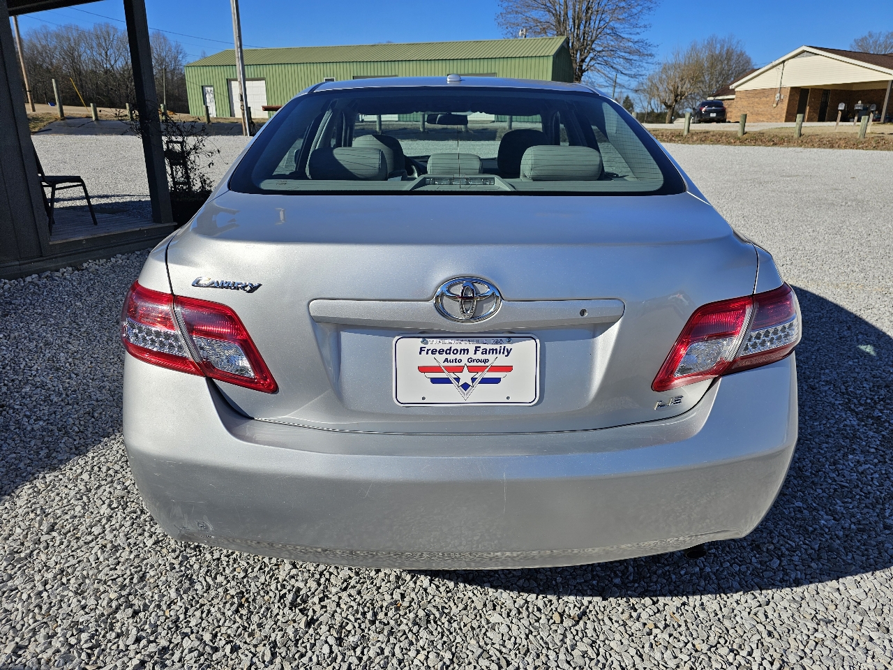 Toyota Camry LE 6-Spd AT 2011