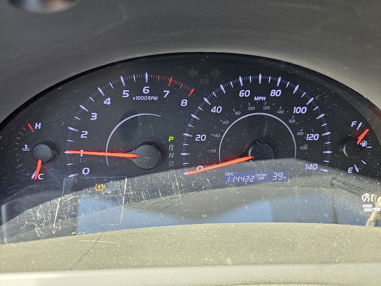 Toyota Camry LE 6-Spd AT 2011