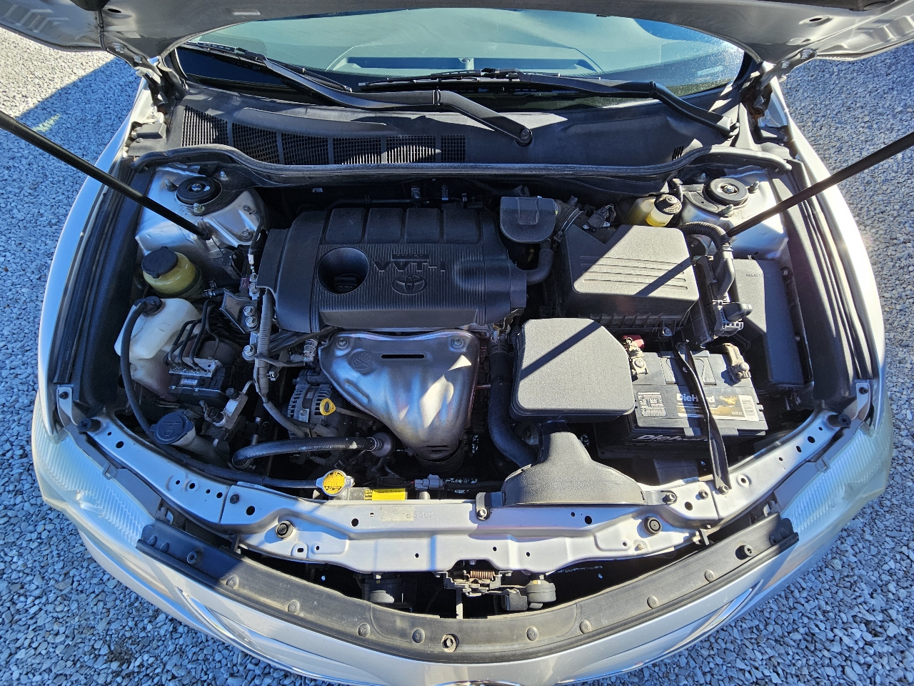 Toyota Camry LE 6-Spd AT 2011