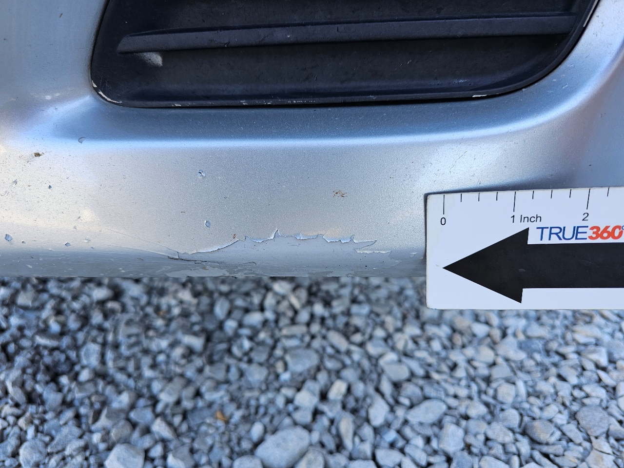 Toyota Camry LE 6-Spd AT 2011