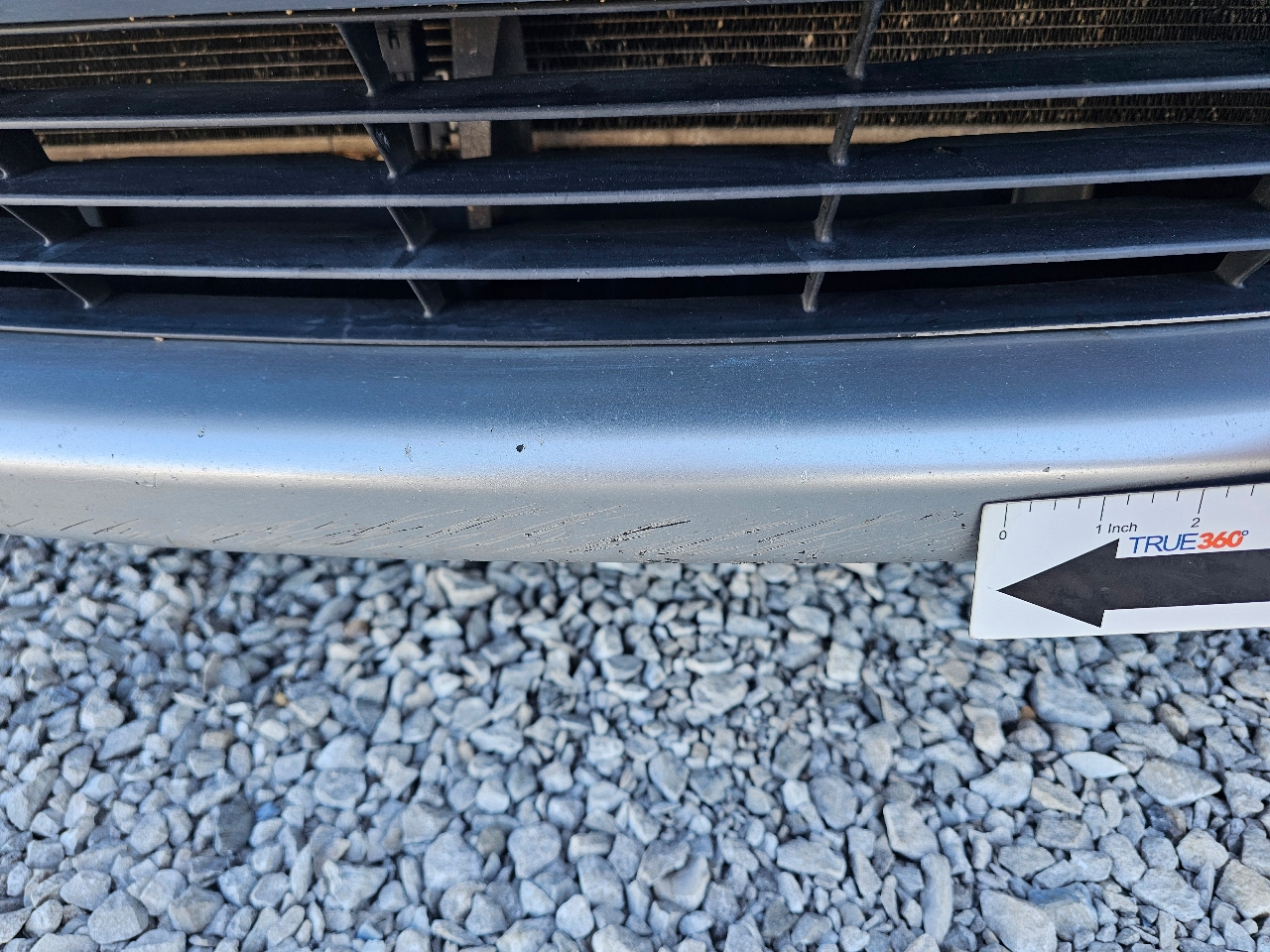 Toyota Camry LE 6-Spd AT 2011