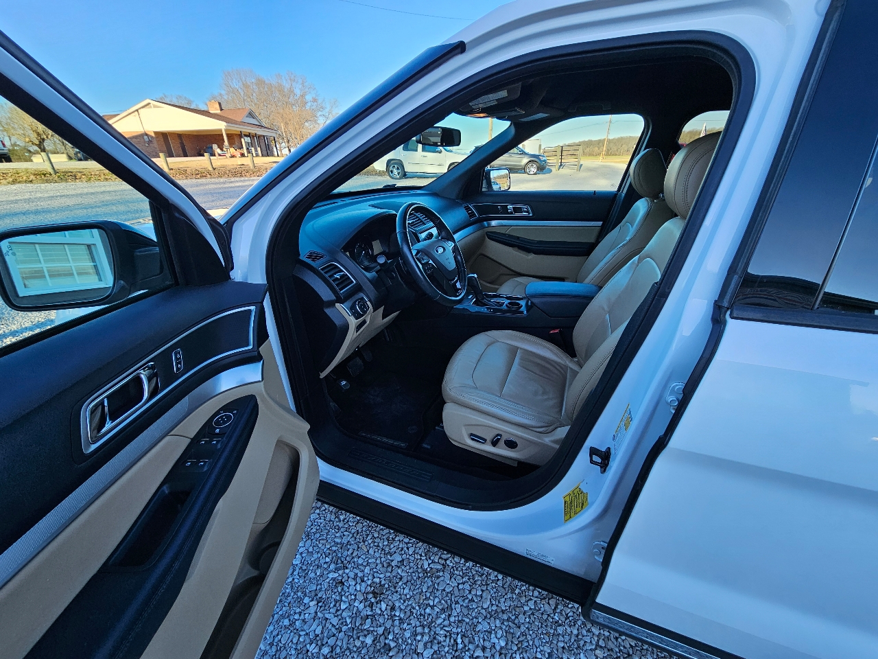 Ford Explorer XLT FWD 2017