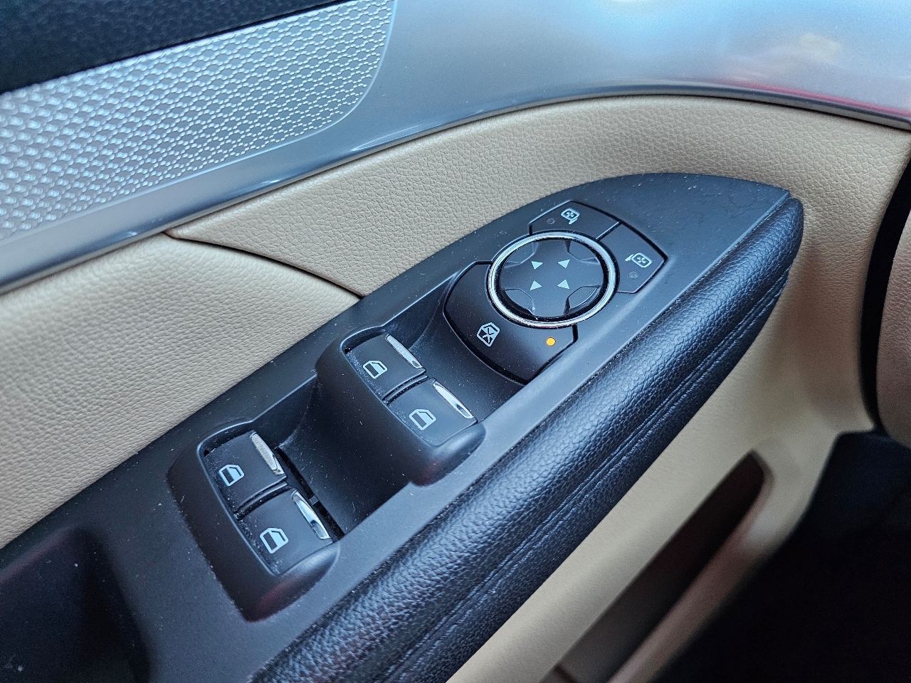 Ford Explorer XLT FWD 2017