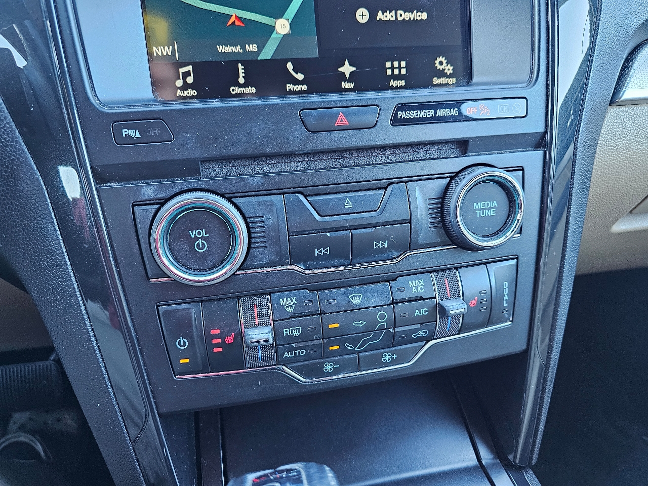 Ford Explorer XLT FWD 2017