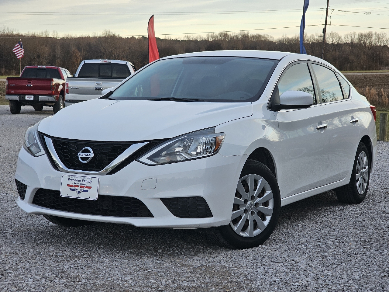 Nissan Sentra S 2016