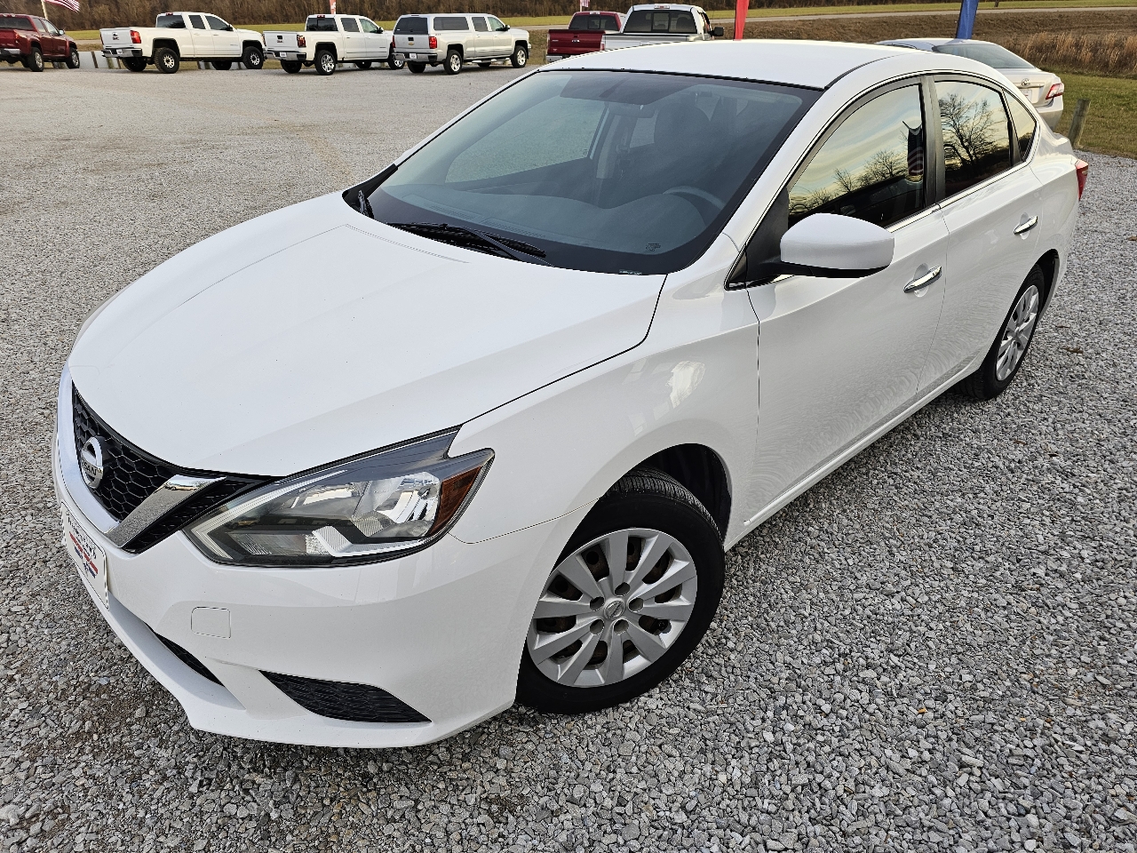 Nissan Sentra S 2016