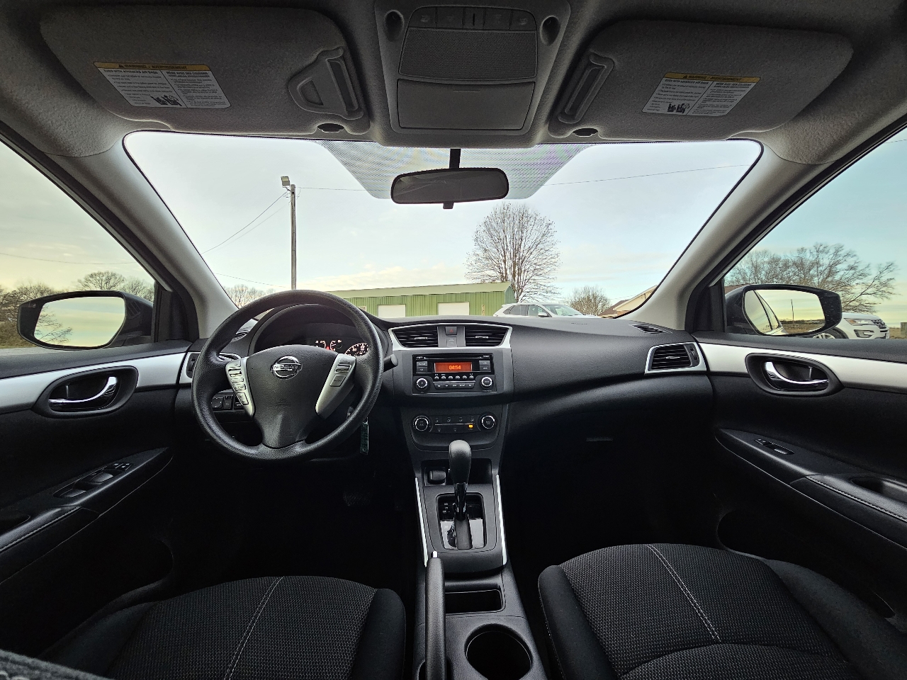 Nissan Sentra S 2016