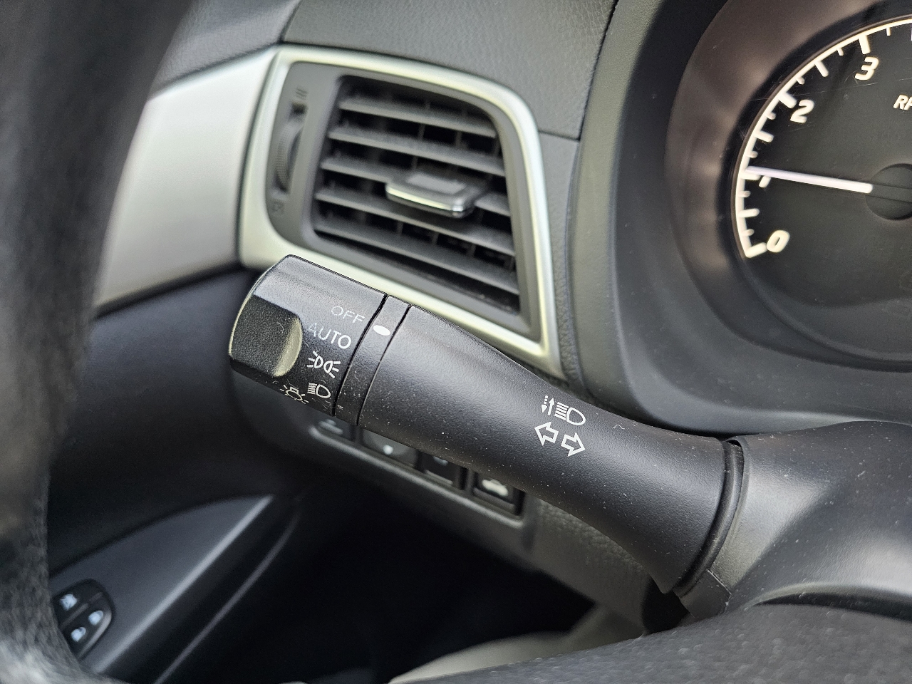 Nissan Sentra S 2016