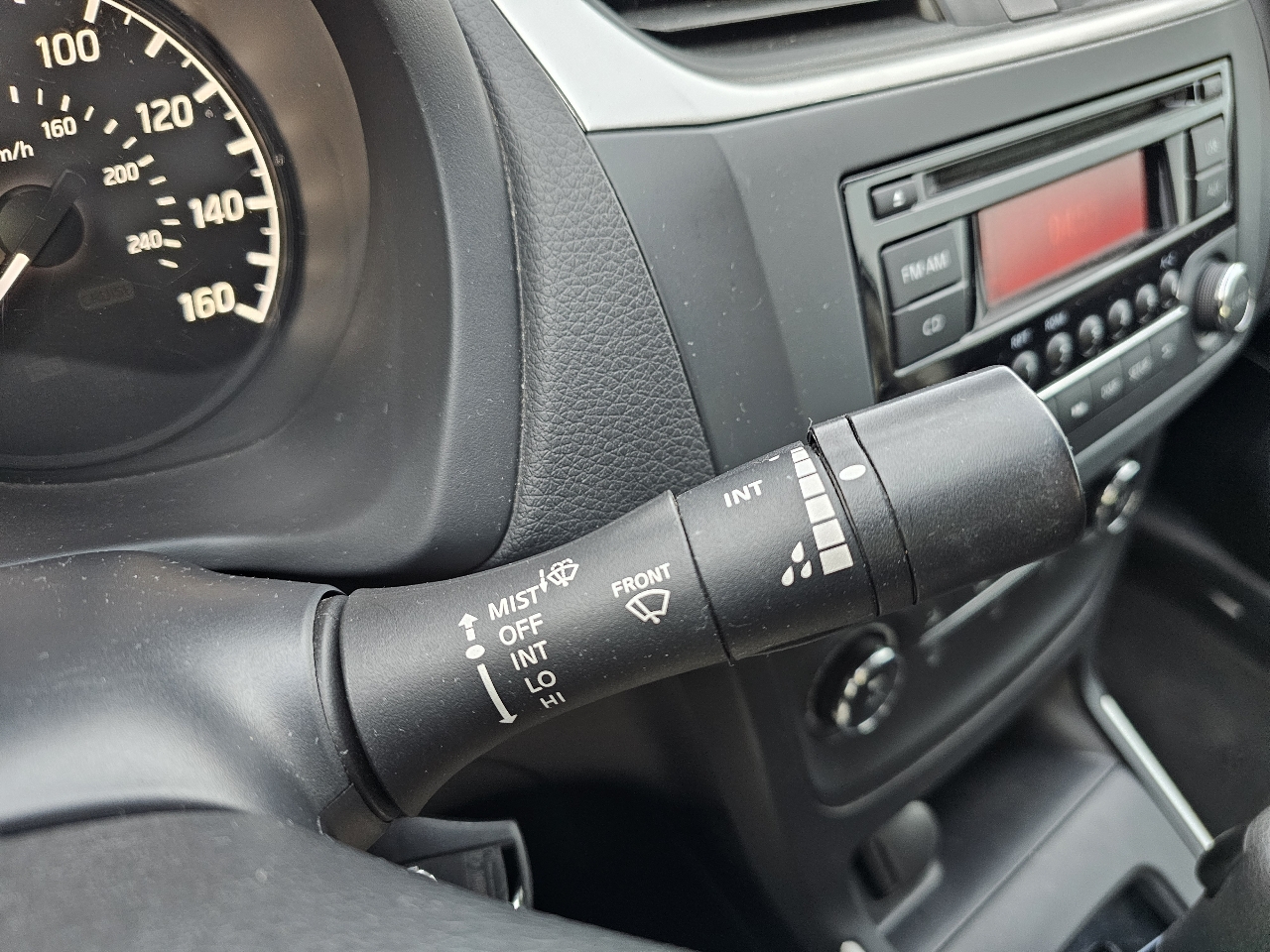 Nissan Sentra S 2016