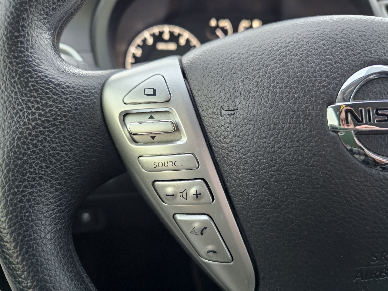 Nissan Sentra S 2016