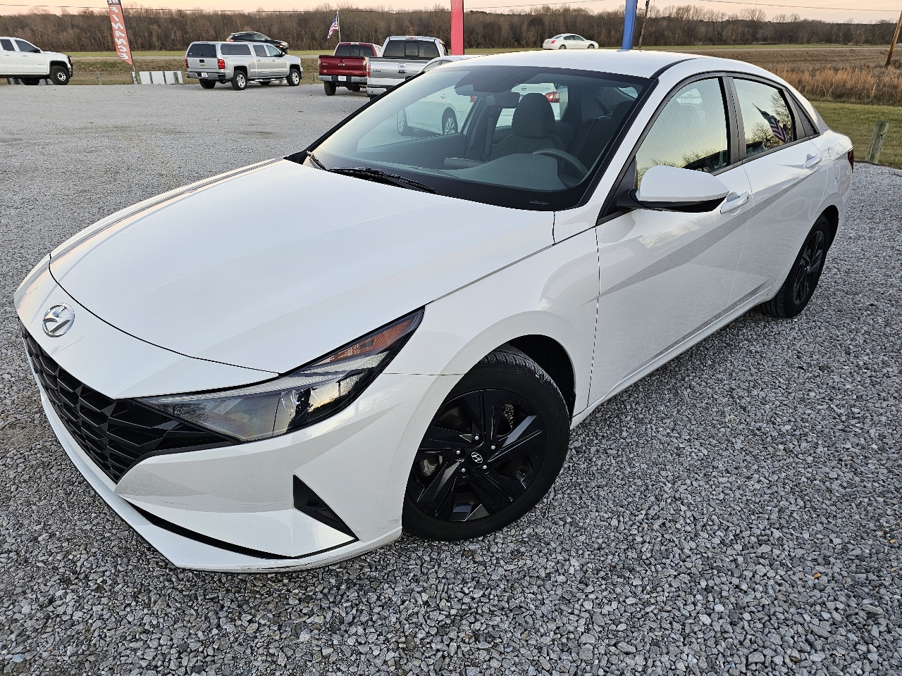 Hyundai Elantra SEL 2022