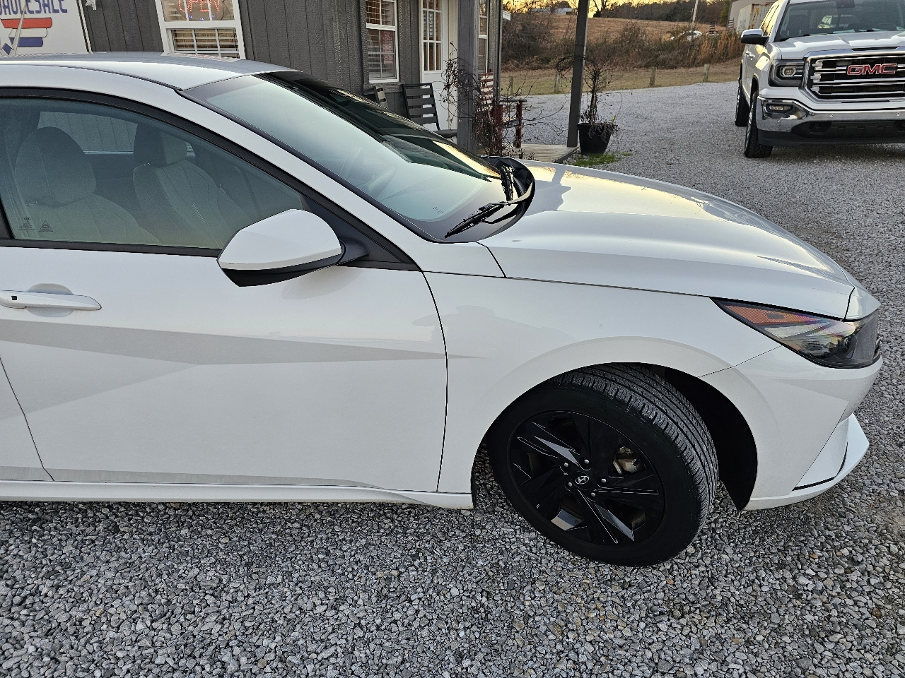 Hyundai Elantra SEL 2022