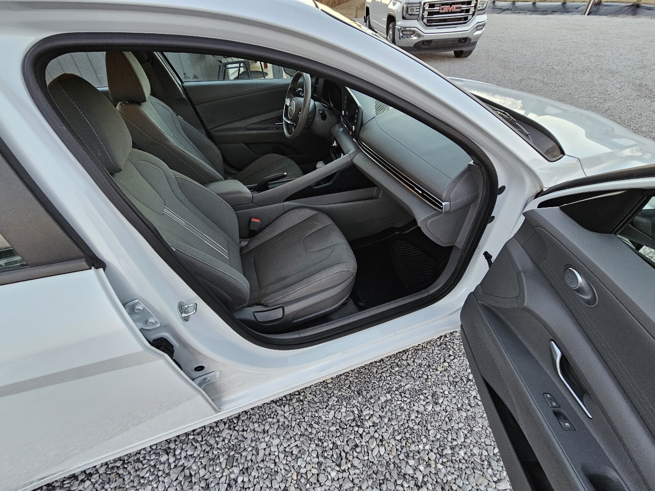 Hyundai Elantra SEL 2022